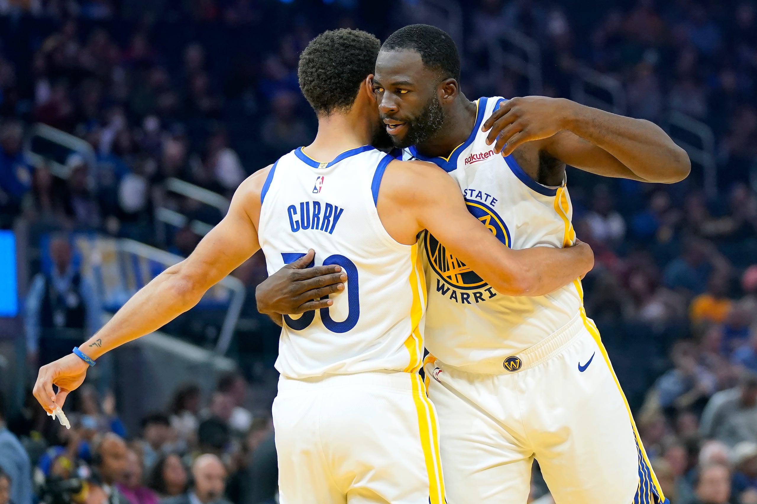 Aunque es una incógnita, no le extrañe que Golden State considere cambiar a Draymond Green, considerando que ha amenazado que no ejercerá una opción valorada en $27 millones para la próxima temporada y que quiere lograr un contrato máximo del equipo en su próximo contrato.