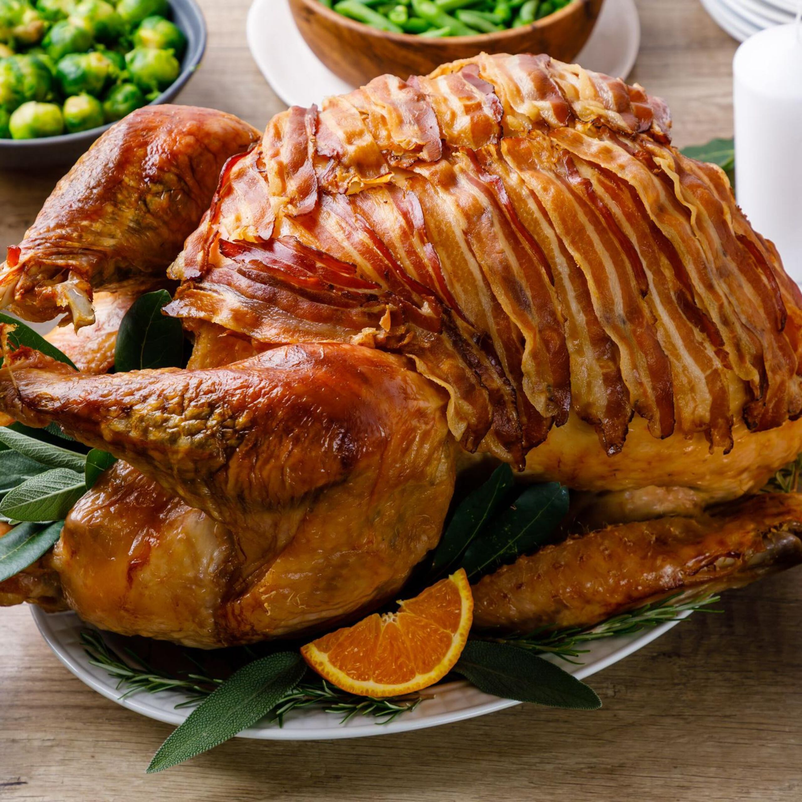 La temperatura y el tiempo, según las libras del pavo, es determinante para la buena cocción.