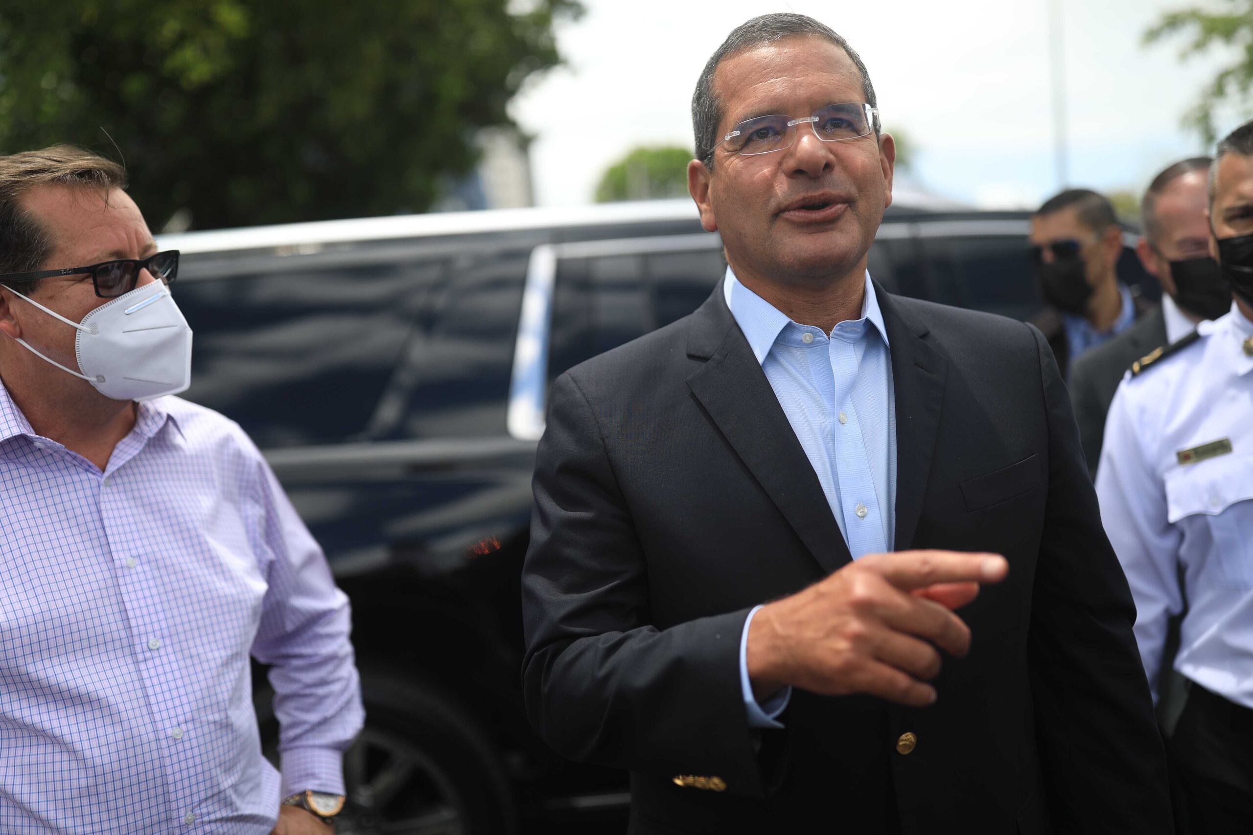 El gobernador Pedro Pierluisi indicó que, a pesar de los alegados desacuerdos que el excomisionado electoral del PNP ha tenido con el secretario en propiedad del Departamento de Educación, Eliezer Ramos Parés, este sigue contando con su confianza.