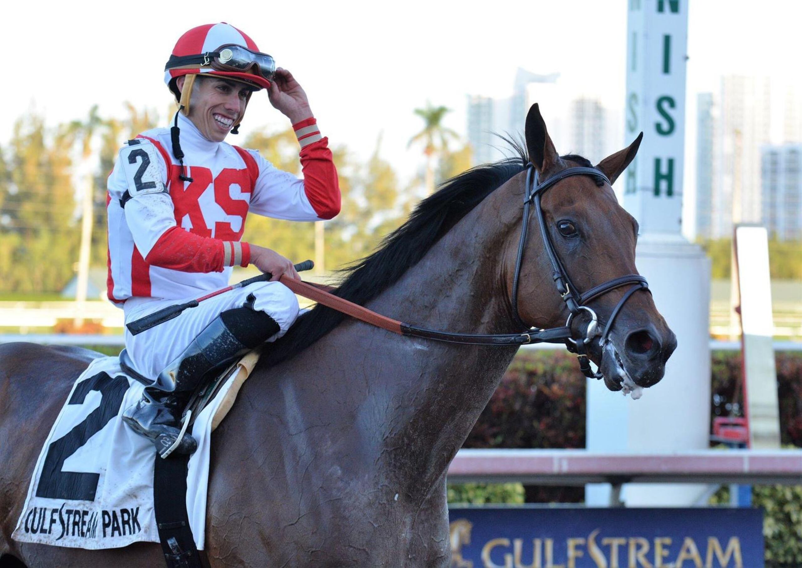 De las 21 montas, Irad Ortiz tiene 14 compromisos en carreras clásicas este viernes y sábado en Churchill Downs, encabezados por el Kentucky Derby y el Kentucky Oaks.