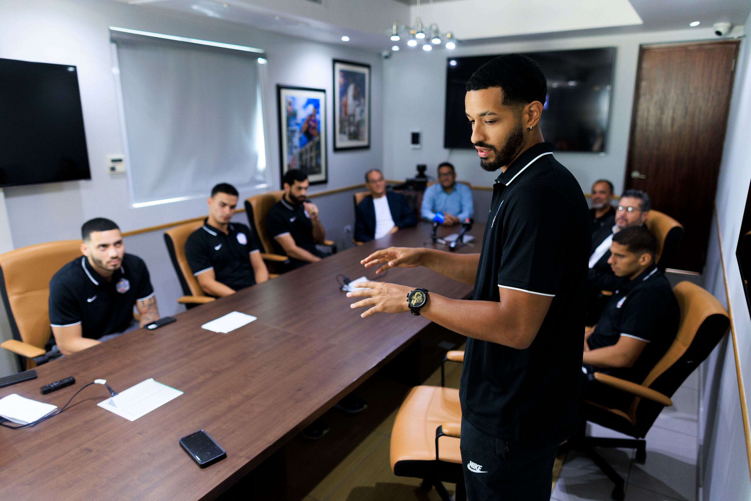 Leandro Allende, hijo del exjugador del Equipo Nacional Luis Allende, cuenta sobre los factores que sopesó para decidir dedicarse al básquet 3x3 este año y dejar a un lado su carrera en el BSN.