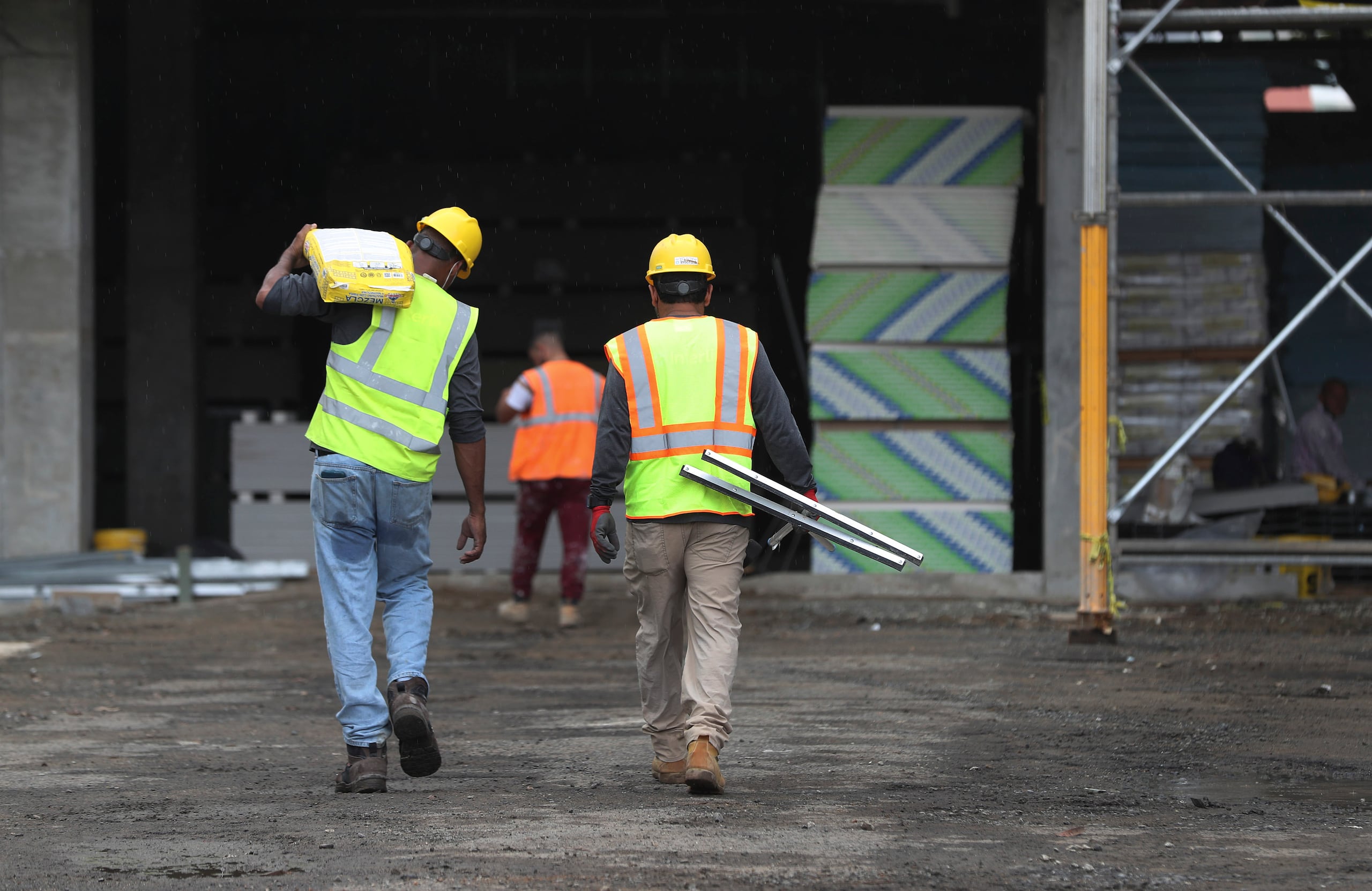 El primer credencial que se ofrecerá será para preparar a nuevos empleados de la industria de la construcción.