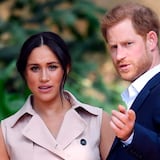 Familia real británica cambia títulos de los hijos de Harry y Meghan