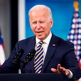 Critican idea de Biden de crear nuevo impuesto para los multimillonarios