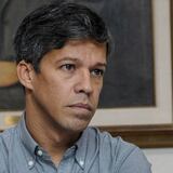 Jueza determina causa para arresto contra Pedro Julio Serrano