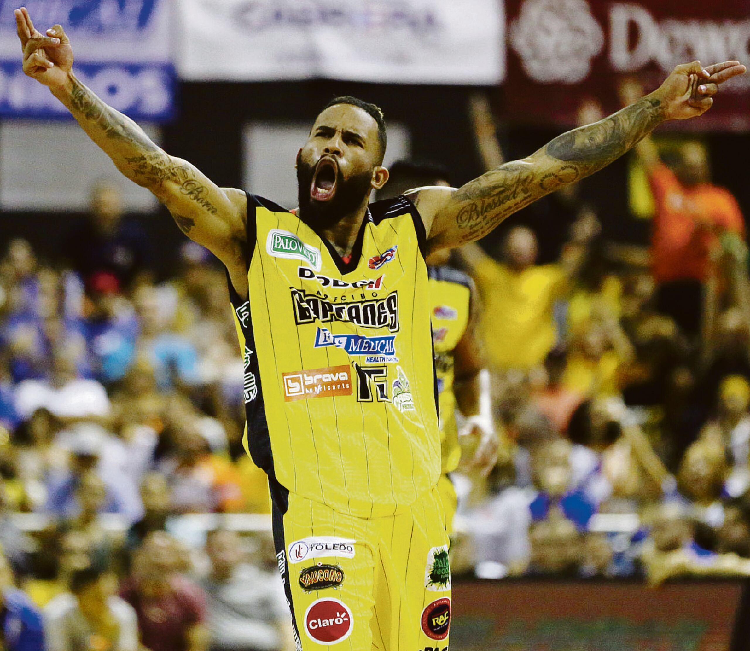 El canastero de los Capitanes de Arecibo, Walter Hodge, anunció el jueves que se unirá al equipo desde el primer juego de la temporada que inicia el sábado.