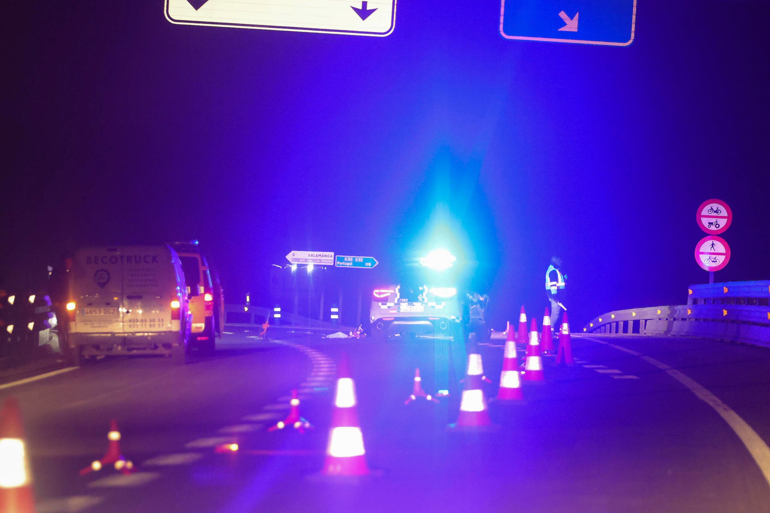 Vista del lugar del accidente donde murió Estela Domínguez, corredora de 19 años del equipo Sopela e hija del exciclista profesional Juan Carlos Domíngue.