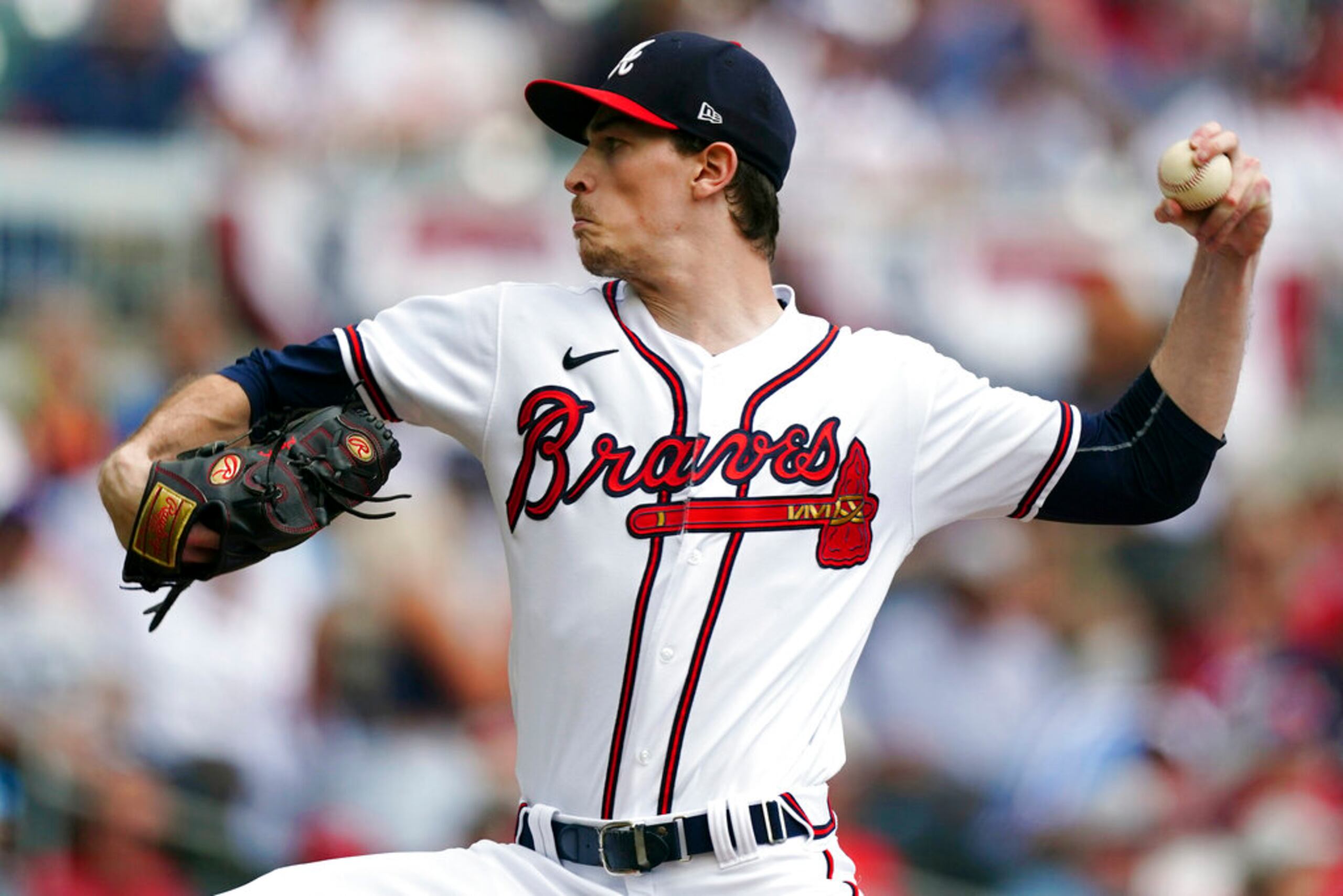 Max Fried tuvo marca de 14-7 por segunda temporada consecutiva y disminuyó su efectividad a 2.48 de 3.04 en el 2021.