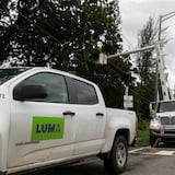 Camión deja comunidad de Ponce sin energía tras derribar tendido eléctrico