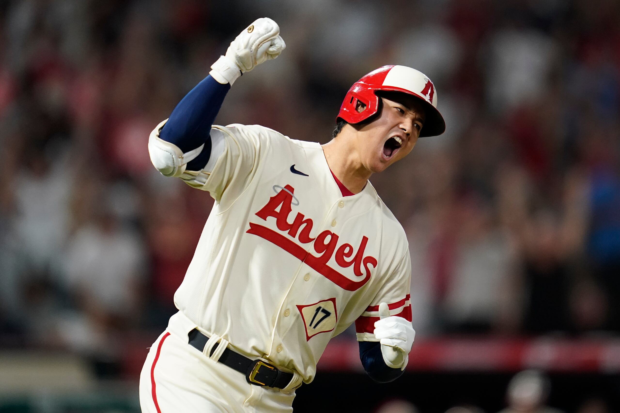 El japonés Shohei Ohtani fue el bateador designado de los Angelinos de Los Ángeles mientras no estuvo en la loma como iniciador.