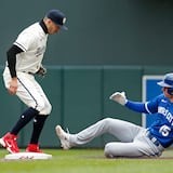 Buxton y Gray guían a Twins para vencer por 8-4 a los Royals