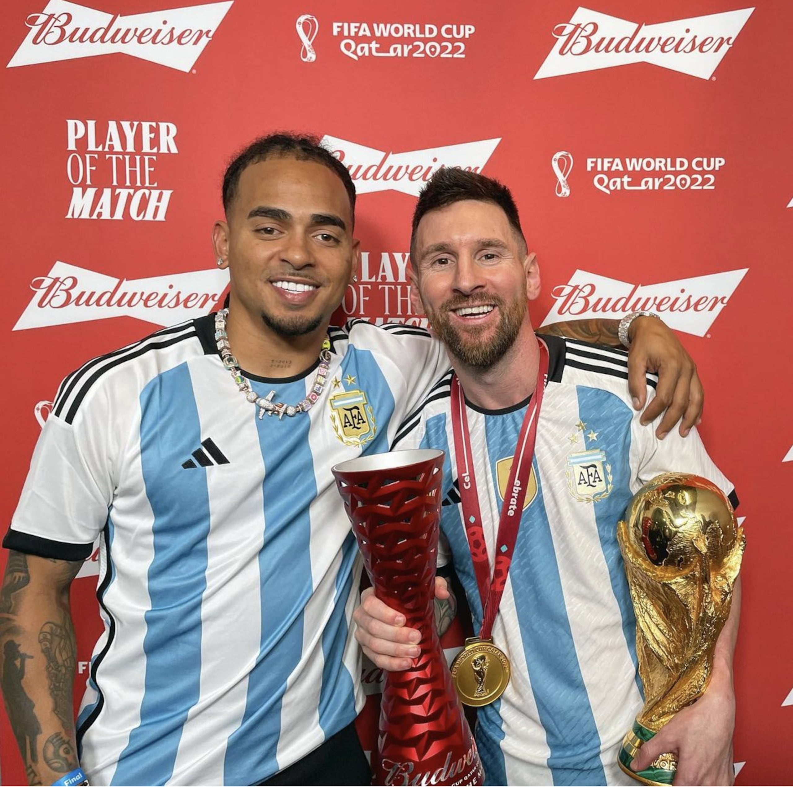 El reguetonero expresó su felicitación a quien nombró el "mejor jugador del mundo".