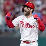 Bryce Harper al fin jugará en la Serie Mundial; Mike Trout sigue esperando 