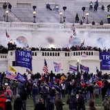 Exjefe de gabinete de Trump testifica ante un Gran Jurado