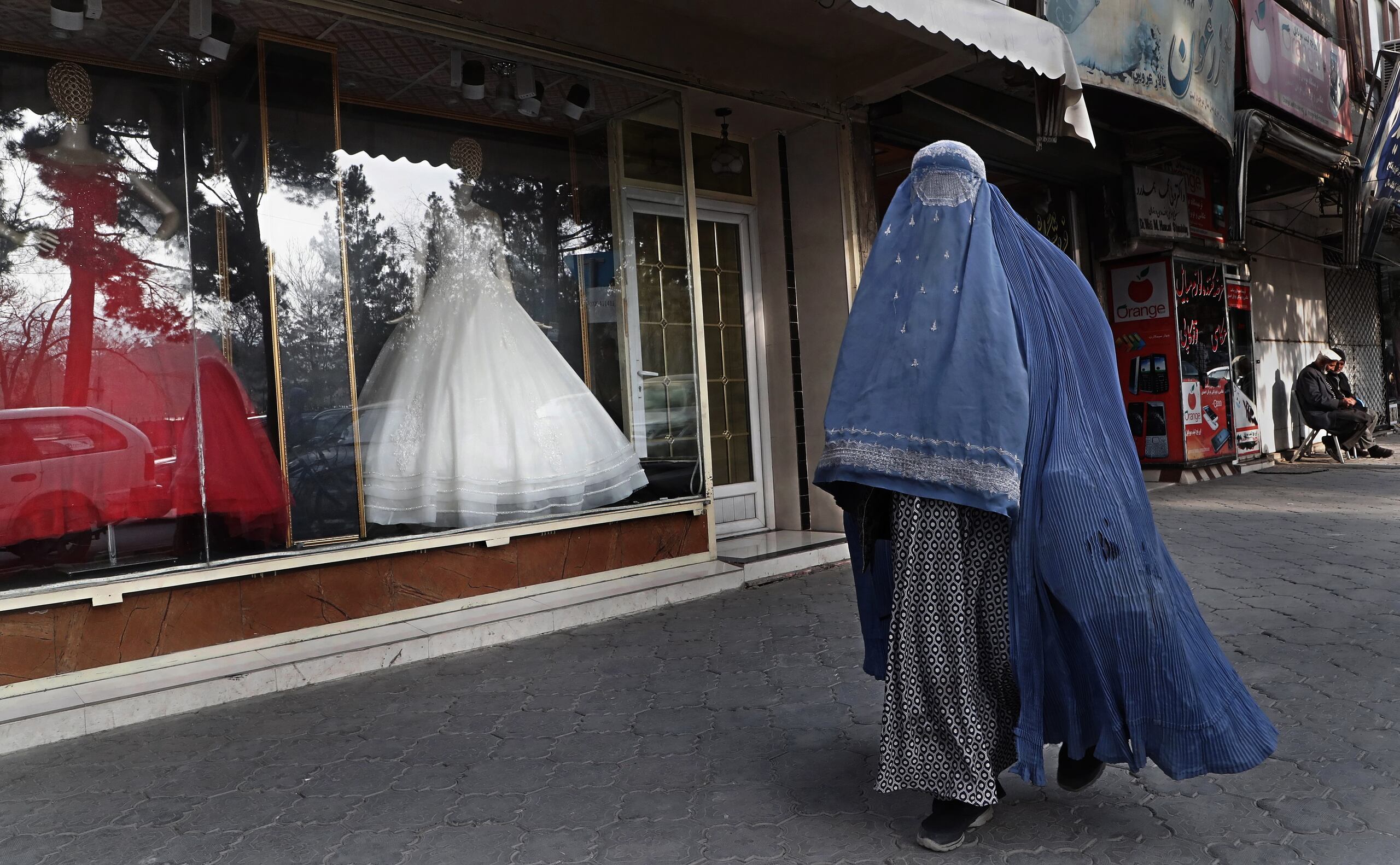 El Ministerio de Propagación de la virtud y Prevención del Vicio fue reinstalado por los talibanes tras su victoria en la guerra, y su nueva sede ocupa lo que durante las últimas dos décadas fue el ahora extinto Ministerio de la Mujer. EFE/EPA/MAXIM SHIPENKOV