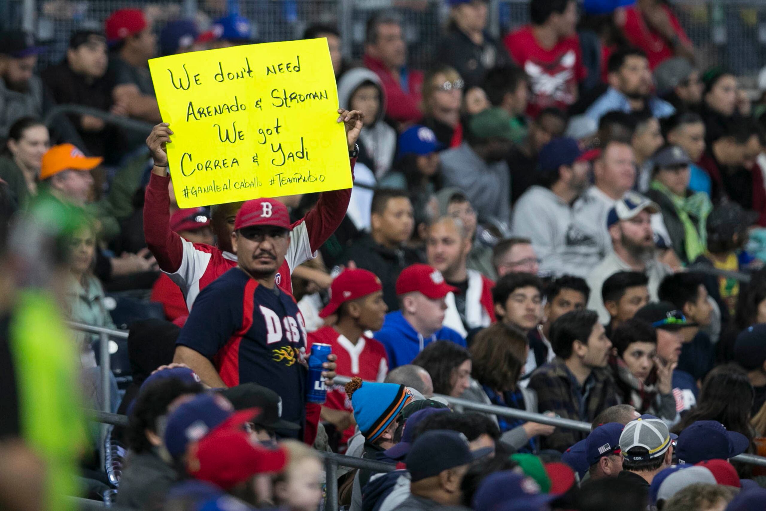 En el Clásico Mundial de Béisbol de 2017 algunos fanáticos resintieron las decisiones de Marcus Stroman y Nolan Arenado de no jugar por Puerto Rico.