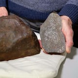 Hombre guarda piedra creyendo que era oro y resulta ser un objeto espacial de millones de años