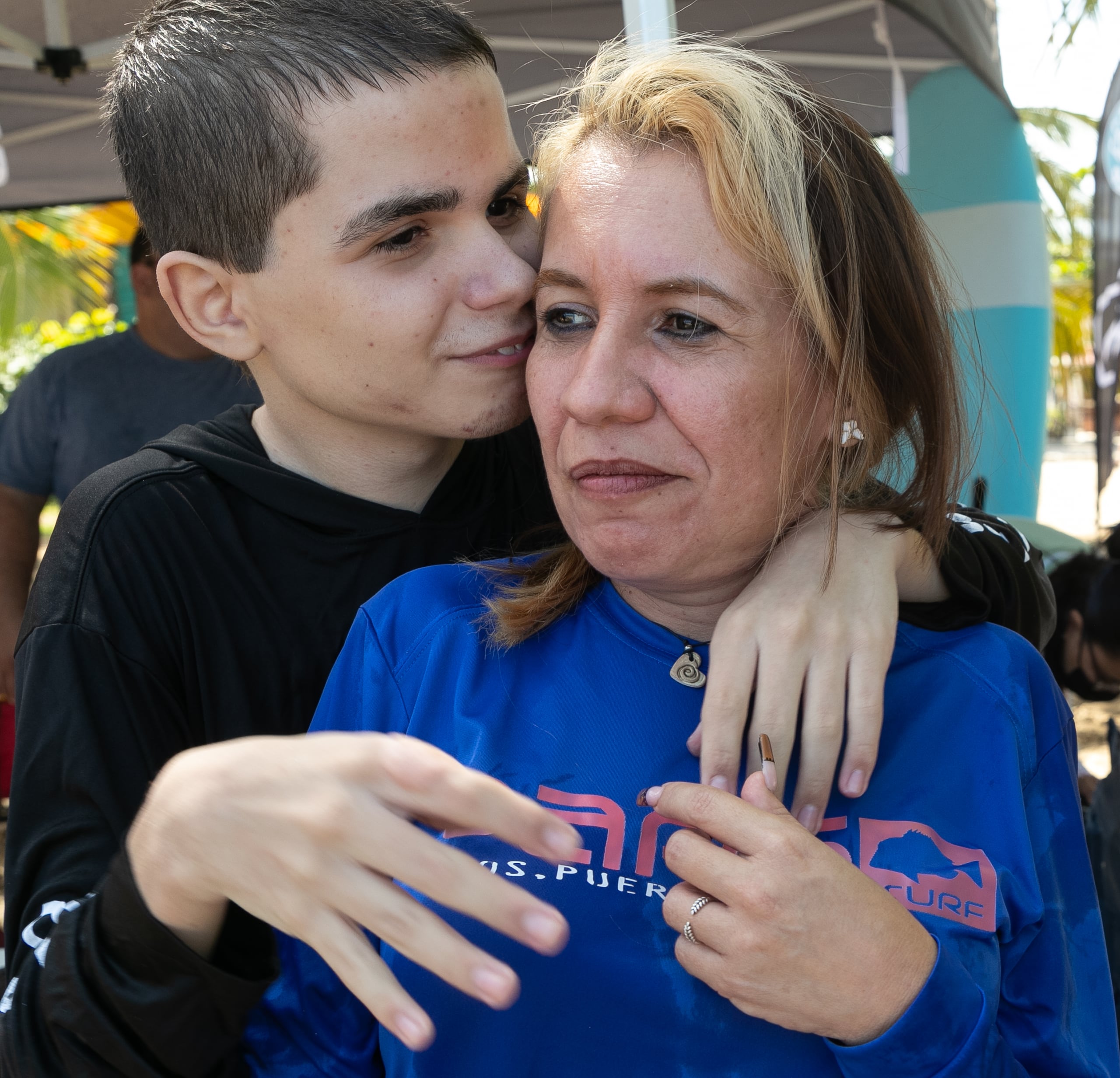 Gladys Rivera y su hijo Kalel Gómez han estado activos en la organización por 10 años.  GFR Media / El Nuevo Dia / Primer Hora  © Jorge A Ramirez Portela