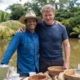 Gordon Ramsay graba desde Puerto Rico con Draco Rosa y el chef José Enrique