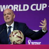 Sepp Blatter advierte de la ‘sobrecomercialización’ del fútbol por FIFA e Infantino