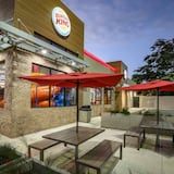 Burger King hará ferias de empleo todo el mes de agosto