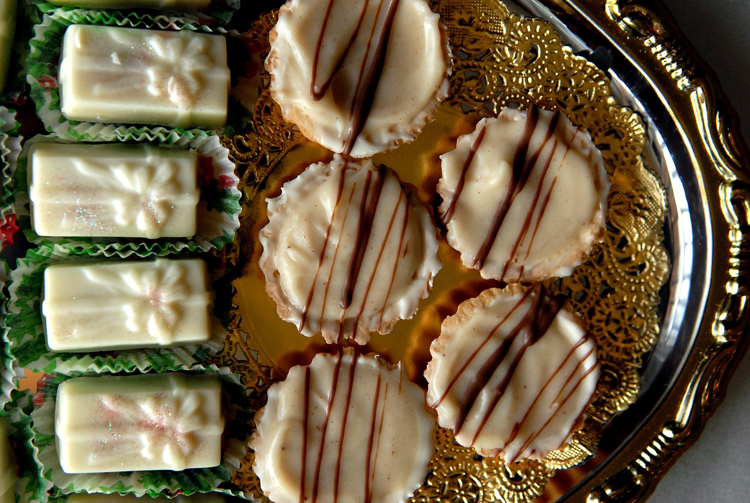 Postres de chocolate blanco.