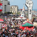 Enfrentamientos entre manifestantes y Policía por explosión en el puerto de Beirut 