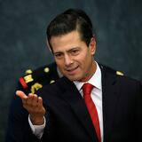 Acusan al expresidente de México por manejar fondos ilegales