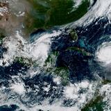 Imágenes satelitales de tormentas cuyos nombres se repetirán este año