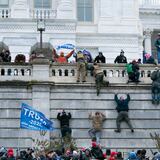 Comisión federal que investiga asalto al Capitolio del 6 de enero cita a Oath Keepers y Proud Boys