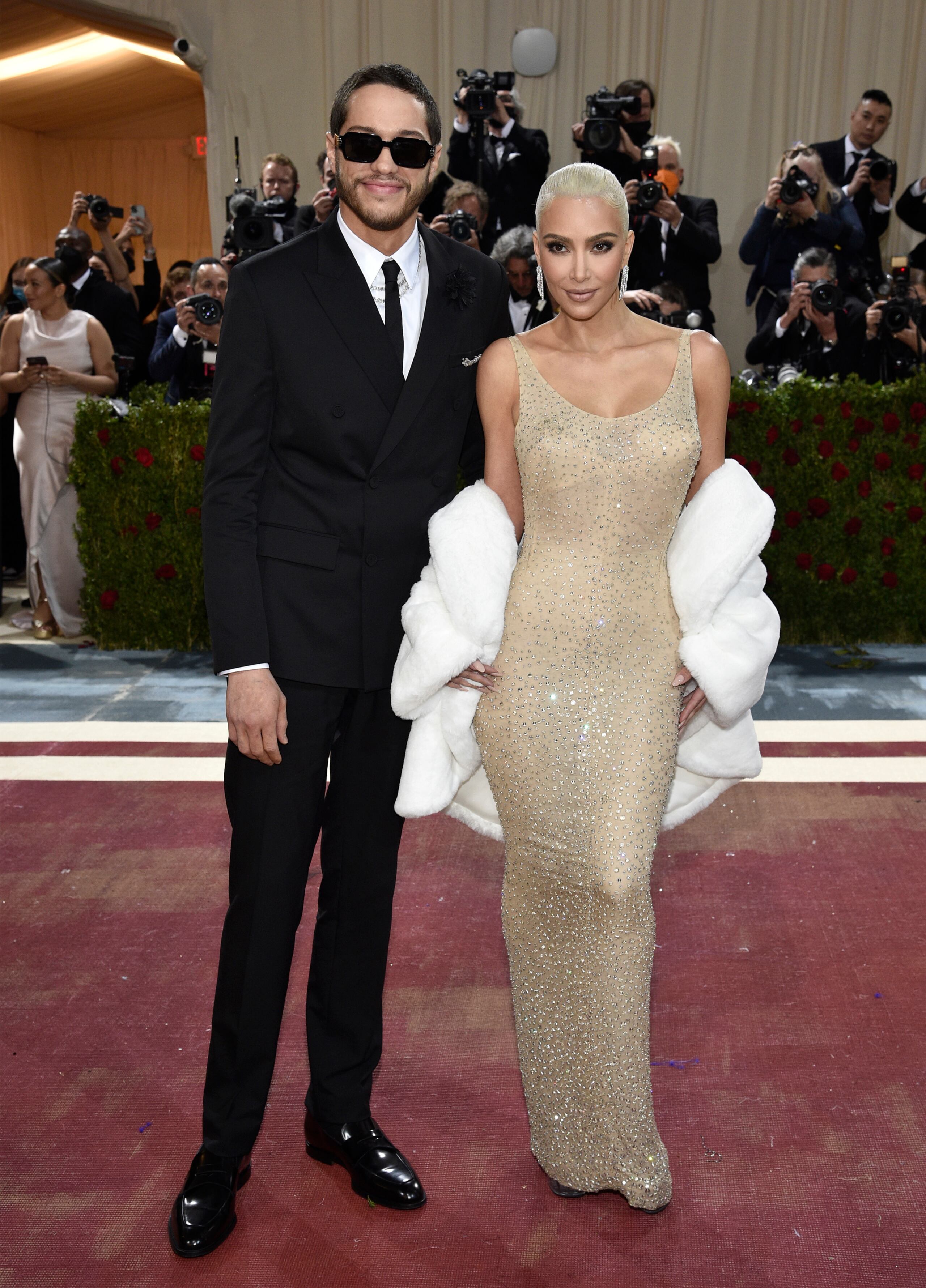 Kim Kardashian y el comediante Pete Davidson