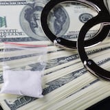 Federales acusan a cuatro por traficar cocaína y disfrazar ganancias con lujosas propiedades