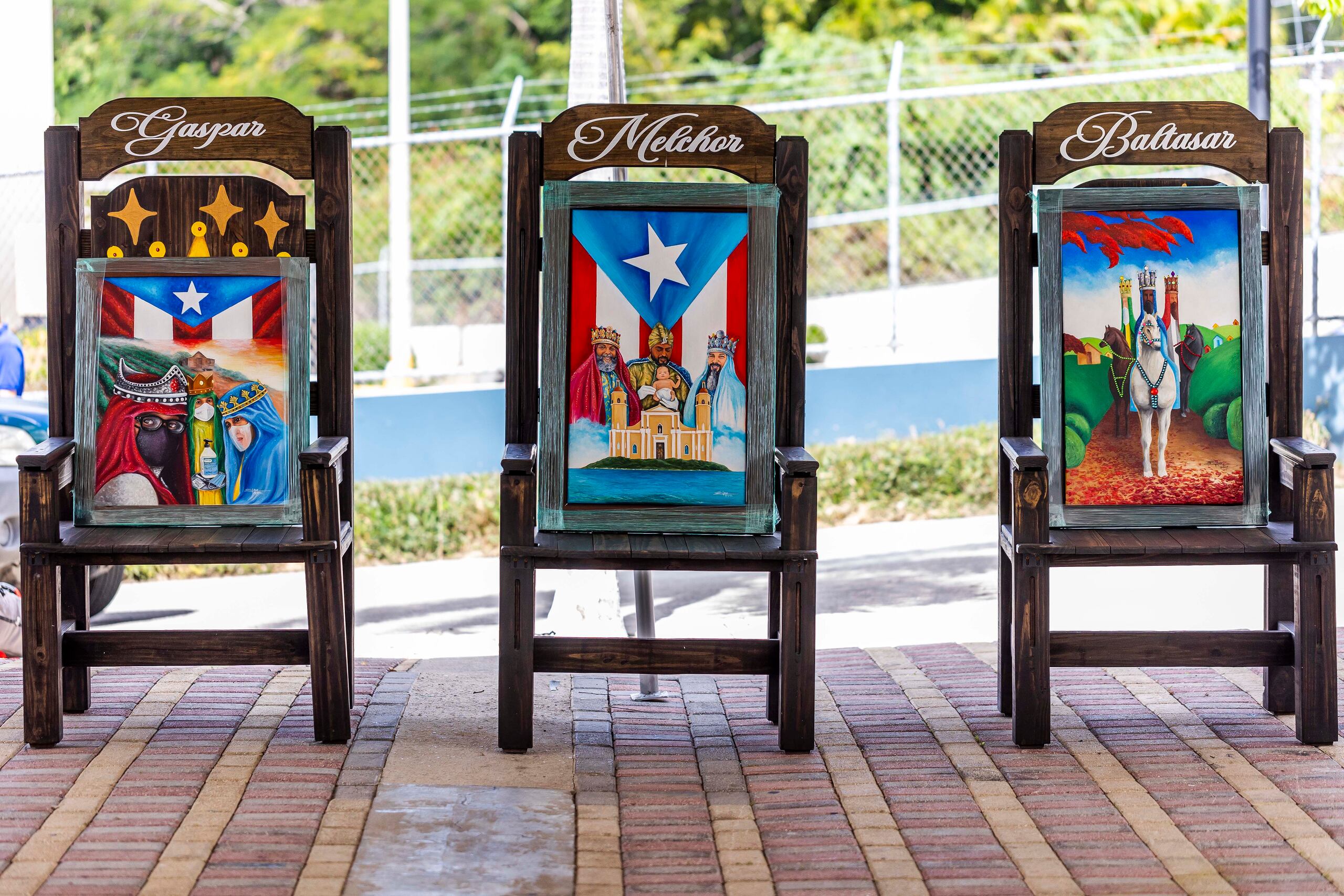 la obra del artista fue uno de los 3 regalos que le llevaron los Reyes Magos de Juana Diaz al Papa Francisco. (Xavier García)