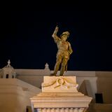 Reinstalan en el pedestal estatua de Juan Ponce de León