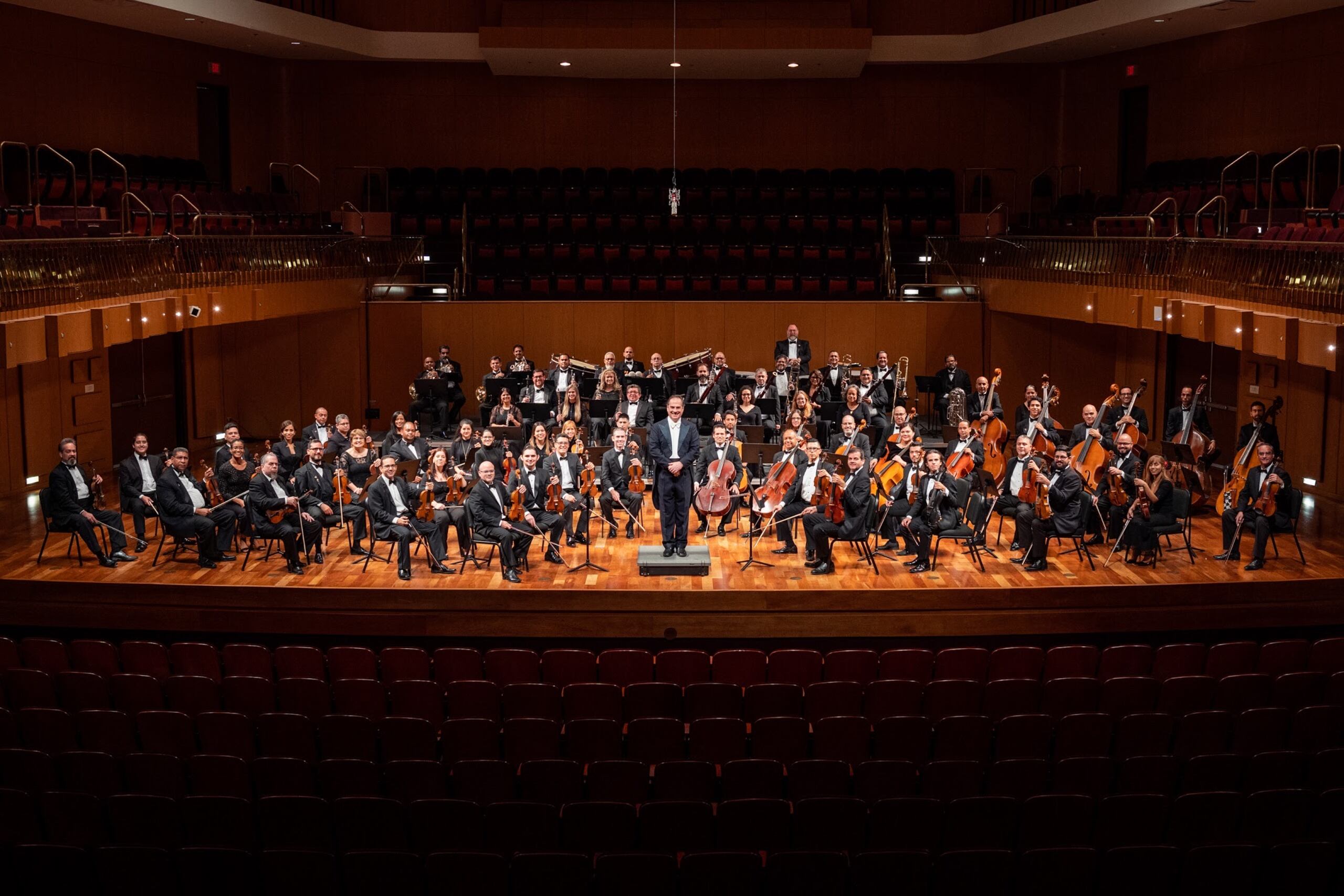 El cierre del Festival Casals  estará a cargo de la Orquesta Sinfónica de Puerto Rico, con la presentación de la popular ópera Carmen el sábado, 4 de junio, a las 7:00 p.m. en la Sala de Festivales Antonio Paoli del CBA de Santurce.