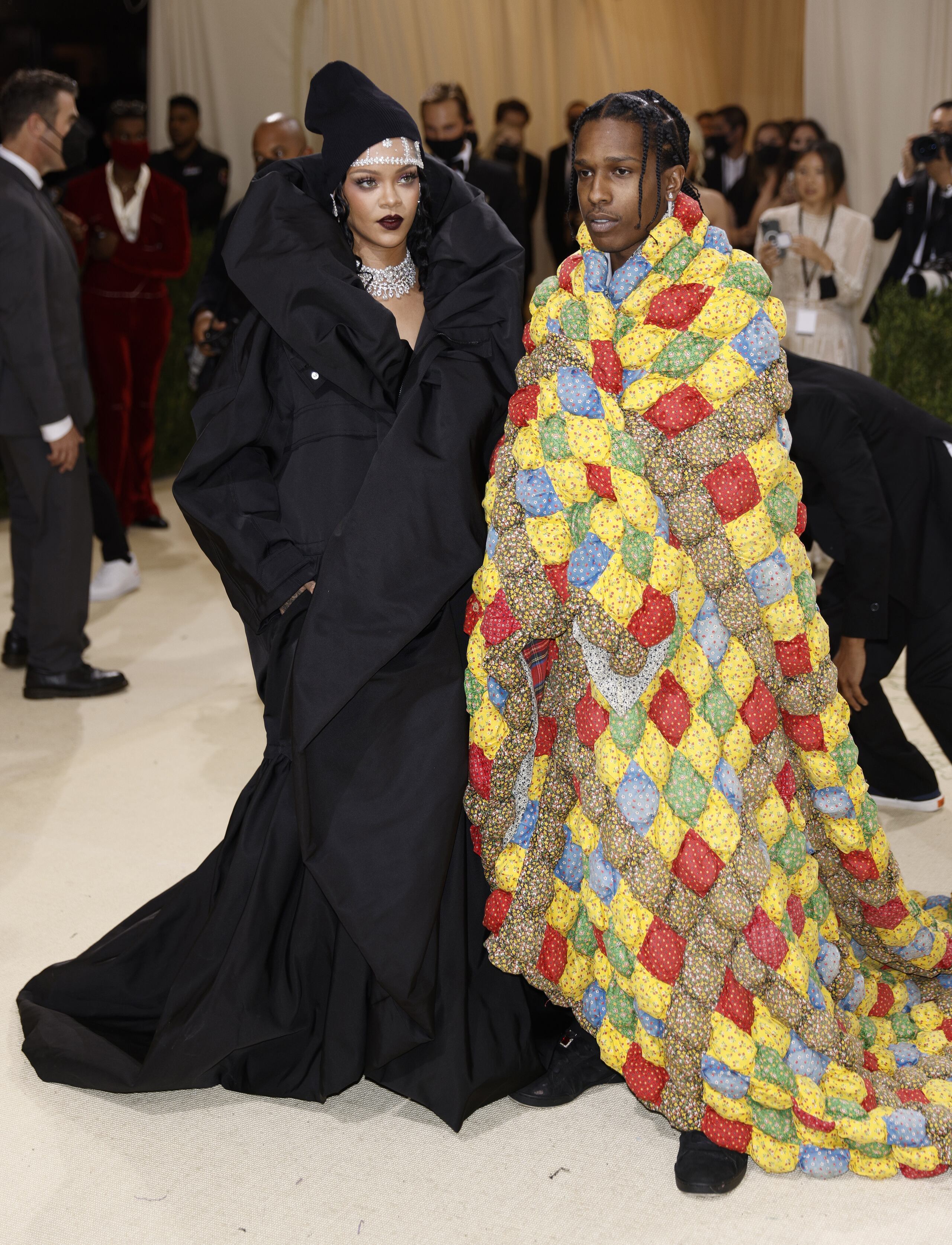 La cantante barbadense Rihanna y su novio, el rapero A$AP Rocky, en una fotografía de archivo. EFE/Justin Lane
