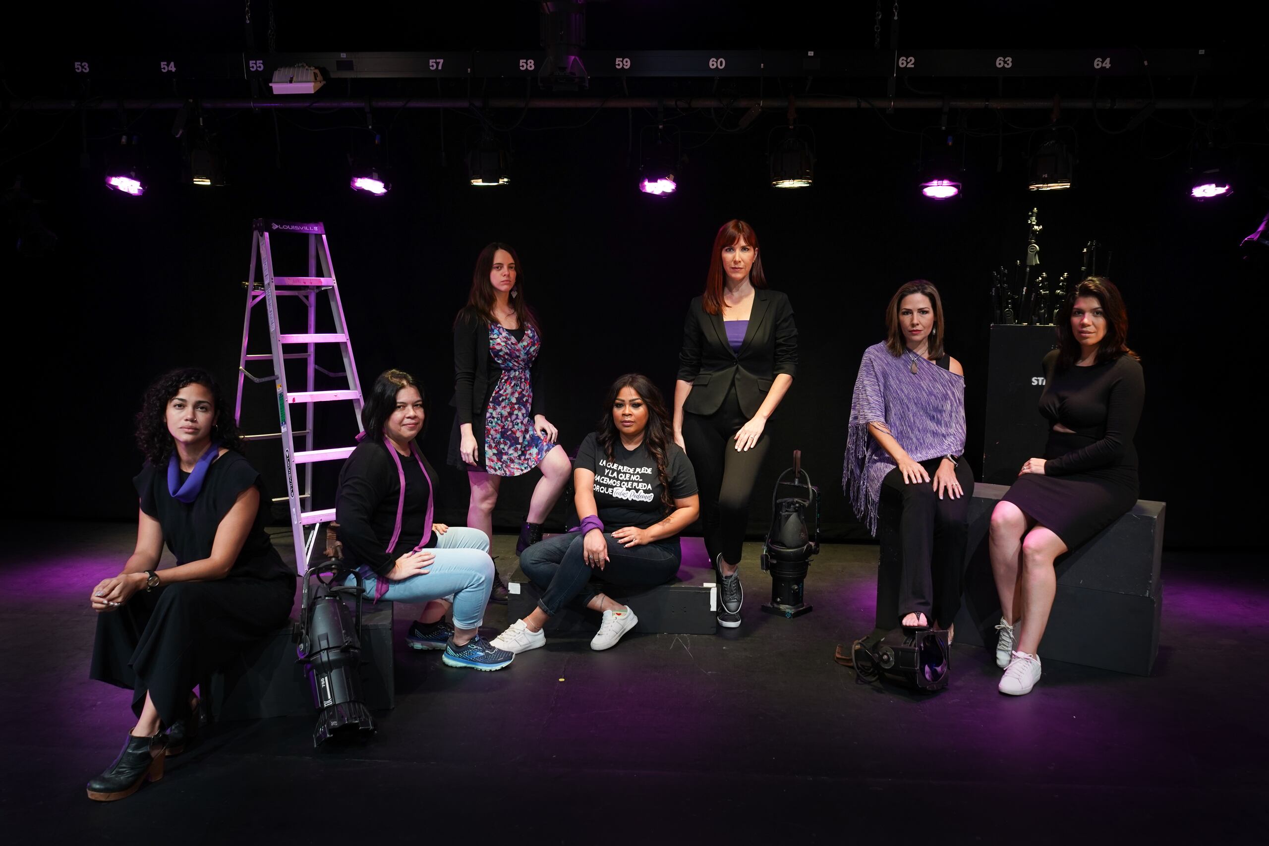 Naíma Rodríguez (Teatro Breve), Emineh de Lourdes (Re-Evolución ), Gabriela Saker (Teatro Público), Lizmarie Quintana (Re-Evolución), Madelyn Ortíz (Corporación Teatro Latino), Alfonsina Molinari (Producciones Girasol) y Raquel Vázquez (Teatro Público), darán vida a este programa teatral.