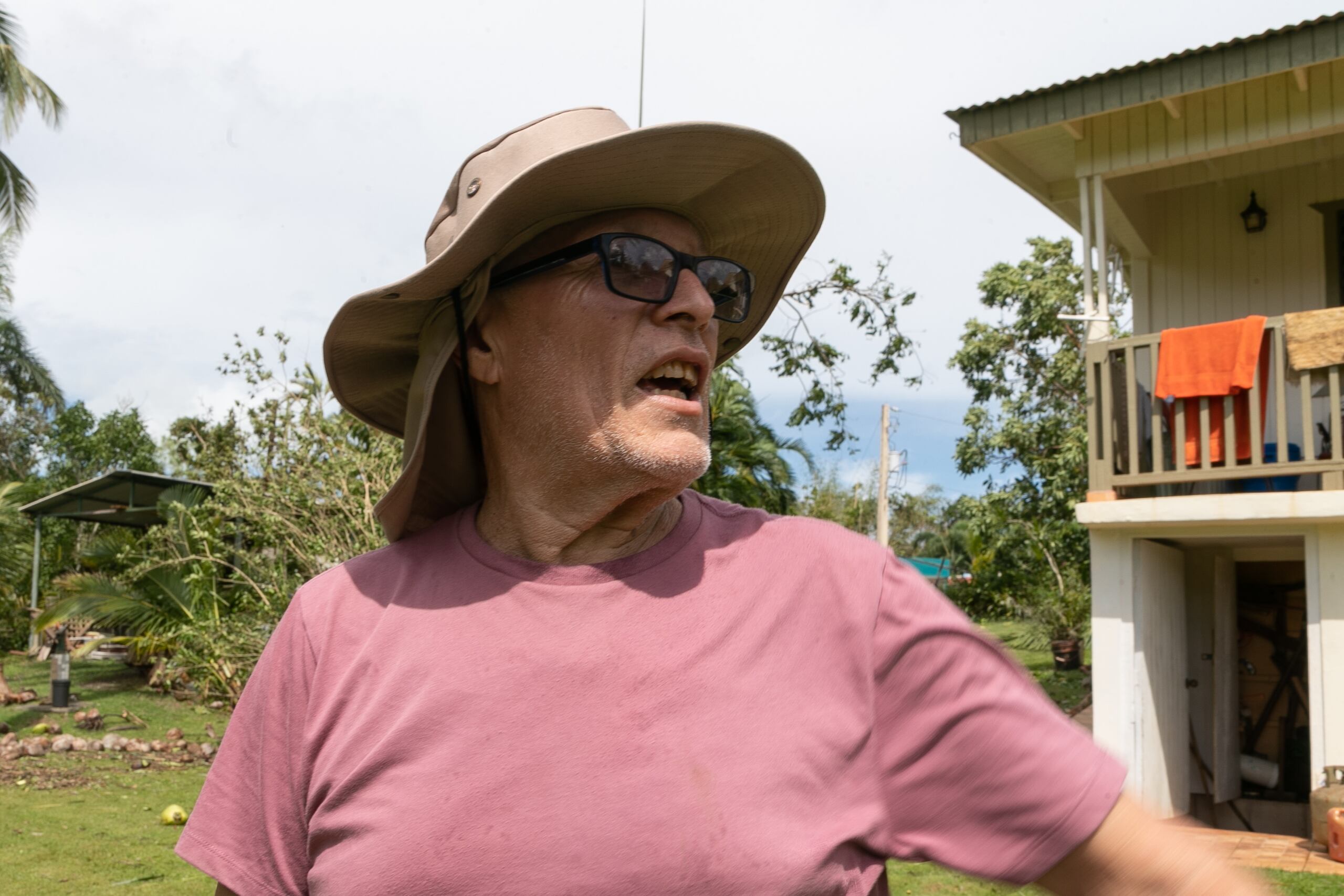 “Esto no se esperaba, porque pasé María aquí y nunca fue el agua, el agua fue mucha, mucha y viento a nivel de María, porque aquí se sintió eso salvaje”, compartió Ferdinand Bonilla López.