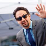 Lin-Manuel Miranda se disculpa por ausencia de personajes negros en “In The Heights” 