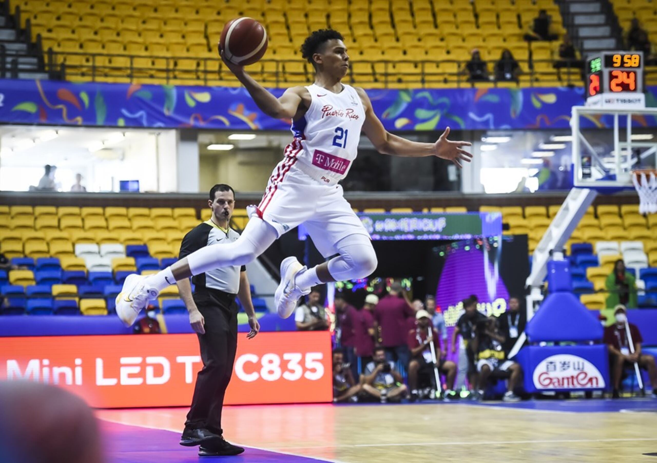 Justin Reyes fue canjeado a Humacao, que representará su tercer equipo en el BSN, aunque nunca vio acción con los Cangrejeros.