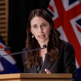 Renuncia la primera ministra de Nueva Zelanda