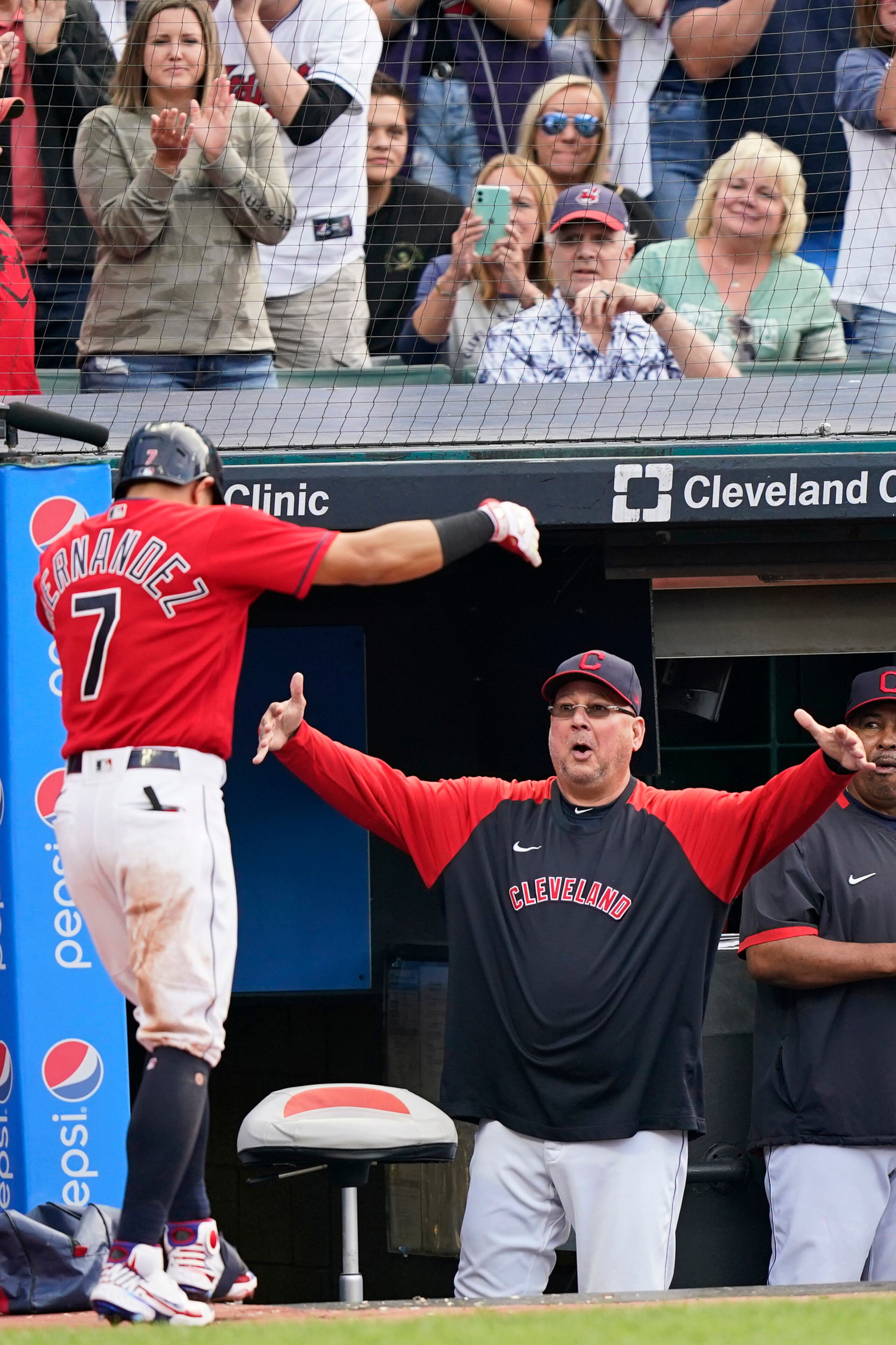 El dirigente de los Indians de Cleveland, Terry Francona, también perdió partidos la temporada pasada debido a problemas de salud.