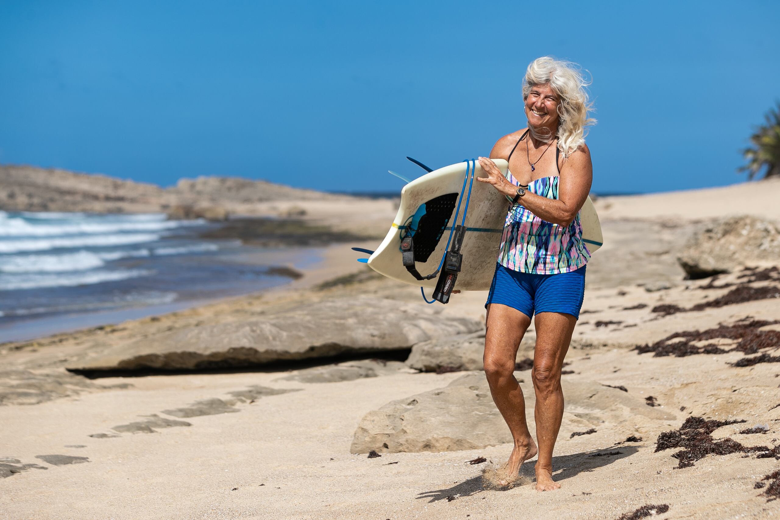 La organización Legend Surf Classic Puerto Rico la nombró “Leyenda del Surf Puertorriqueño” en  2020.