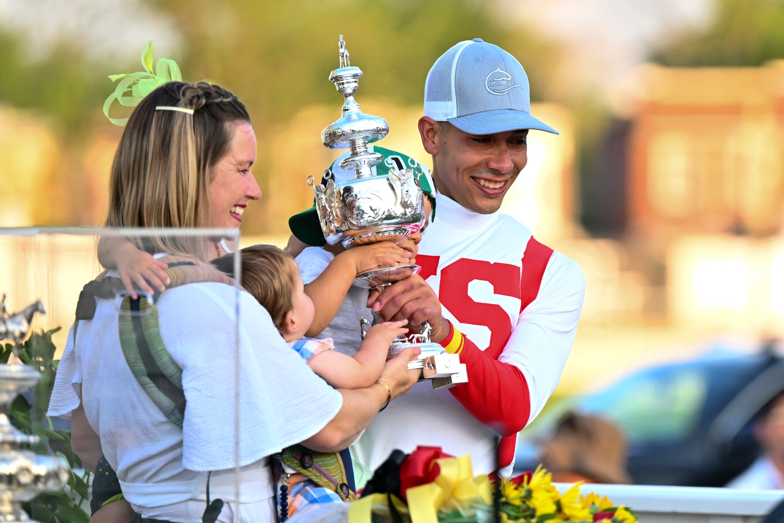 Hípicos hasta el cabo. Así son los Ortiz-Rice, que le echan mano a los más importantes trofeos de la hípica. La esposa de José Luis Ortiz, Taylor Rice, también viene de una familia hípica.