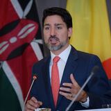 Trudeau implora limitar contactos ante escalada del COVID en Canadá 
