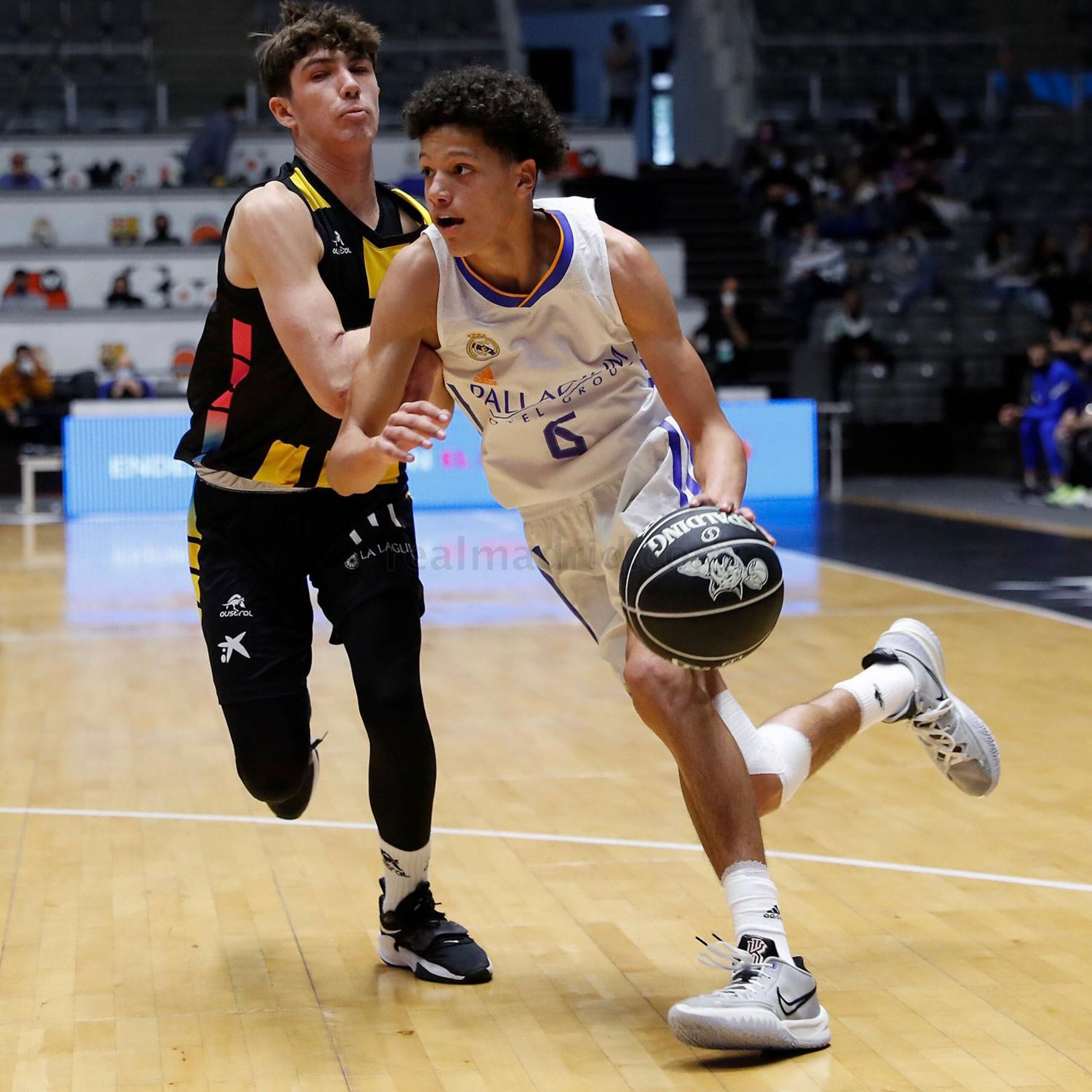 El canastero boricua Felipe Quiñones (6) realizó una excepcional demostración de habilidades en la MiniCopa ENDESA de la ACB de España.