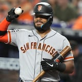 Heliot Ramos remolca su primera carrera para los Giants