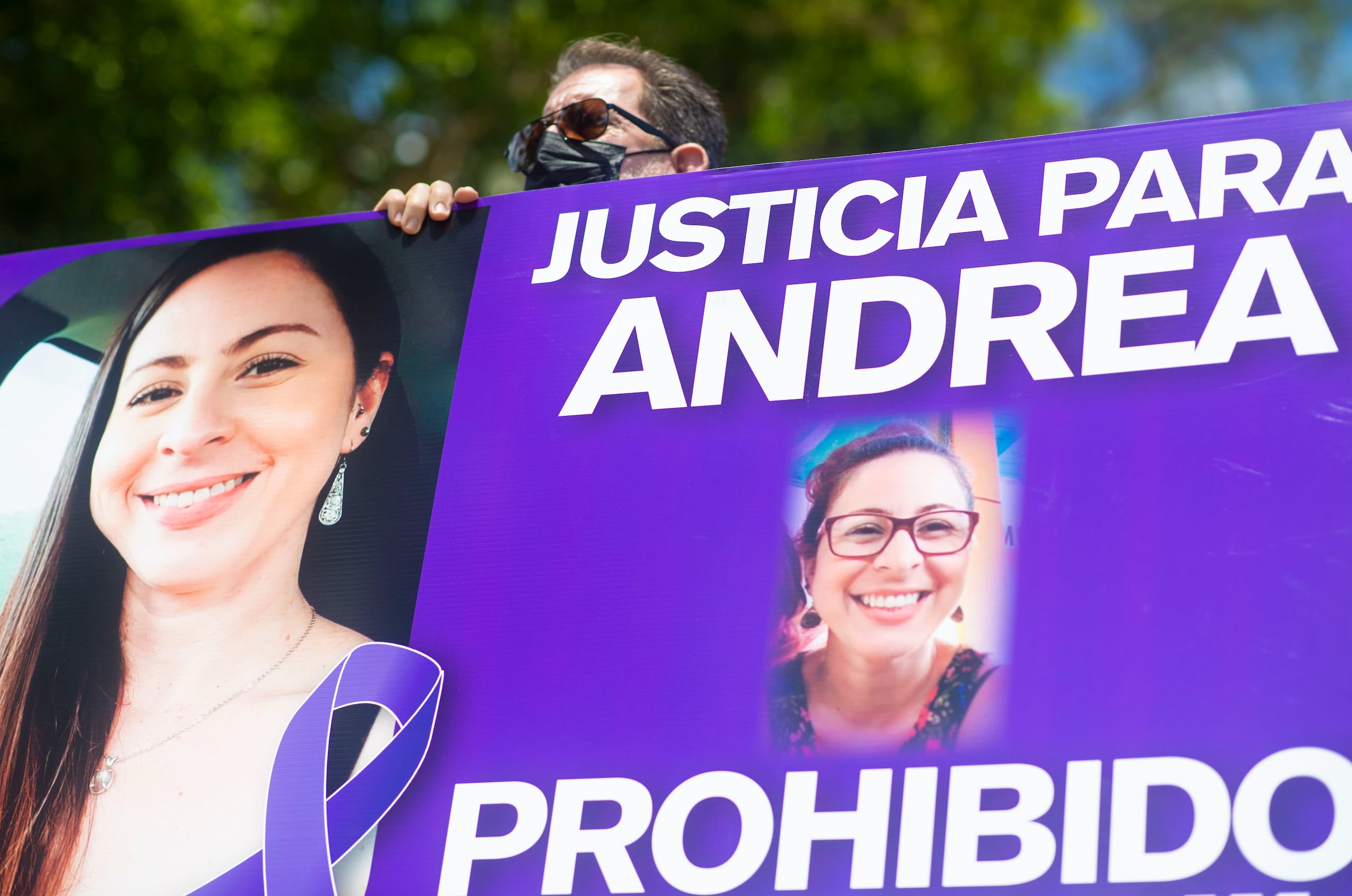 El asesinato de Andrea ocurrió después de hacer varios intentos ante el Tribunal de Primera Instancia de Caguas para conseguir una orden de protección contra Miguel Ángel Ocasio Santiago, la que no fue expedida.