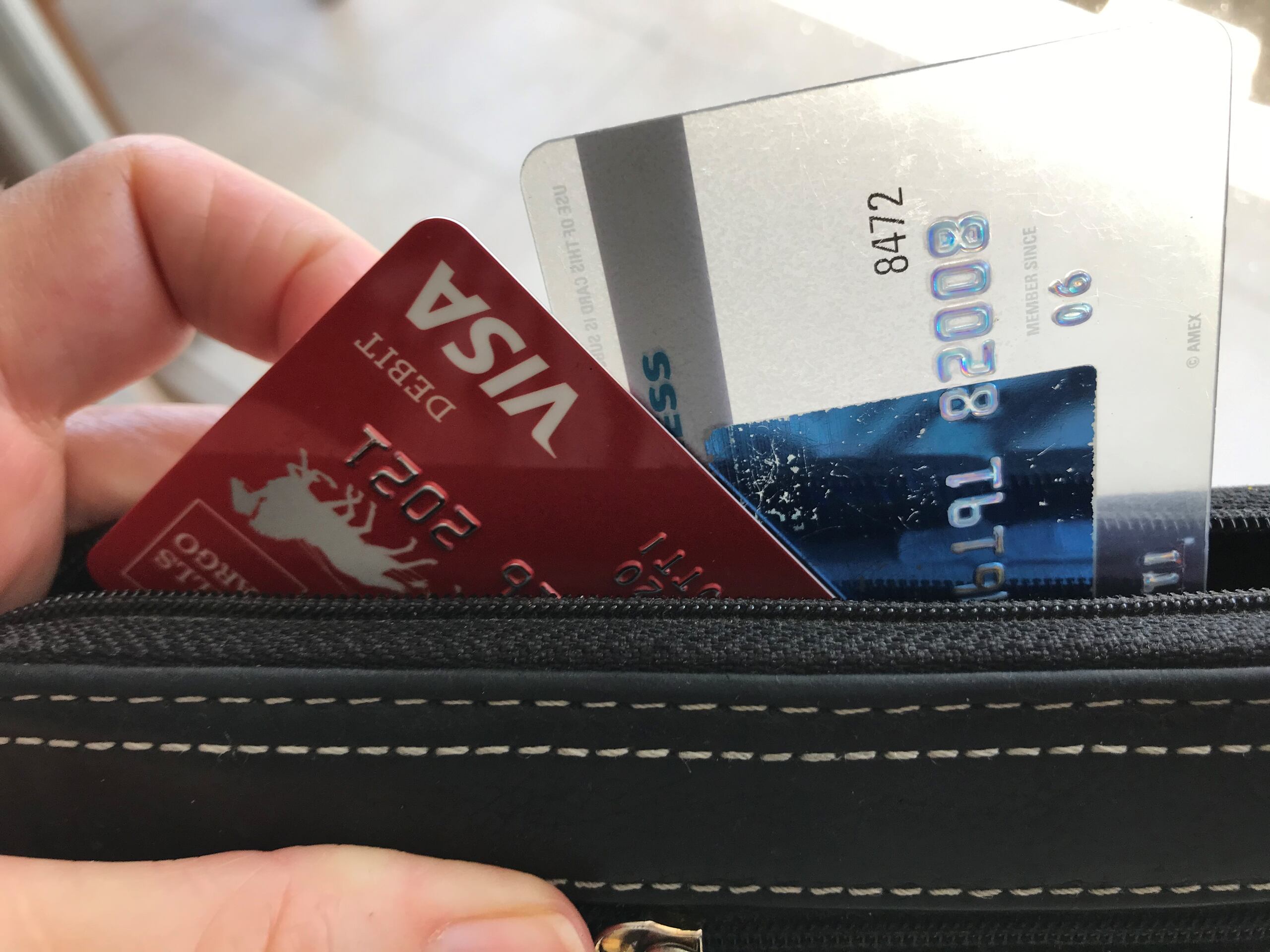 Este acuerdo con Visa para añadir USD Coin a su cartera de 160 divisas tradicionales permitirá a sus clientes operar sin realizar cambios a moneda fíat (cuyo valor está respaldado por oro o plata), sin necesidad de tener una cuenta de banco y, por primera vez, bajo el sistema descentralizado de blockchain.