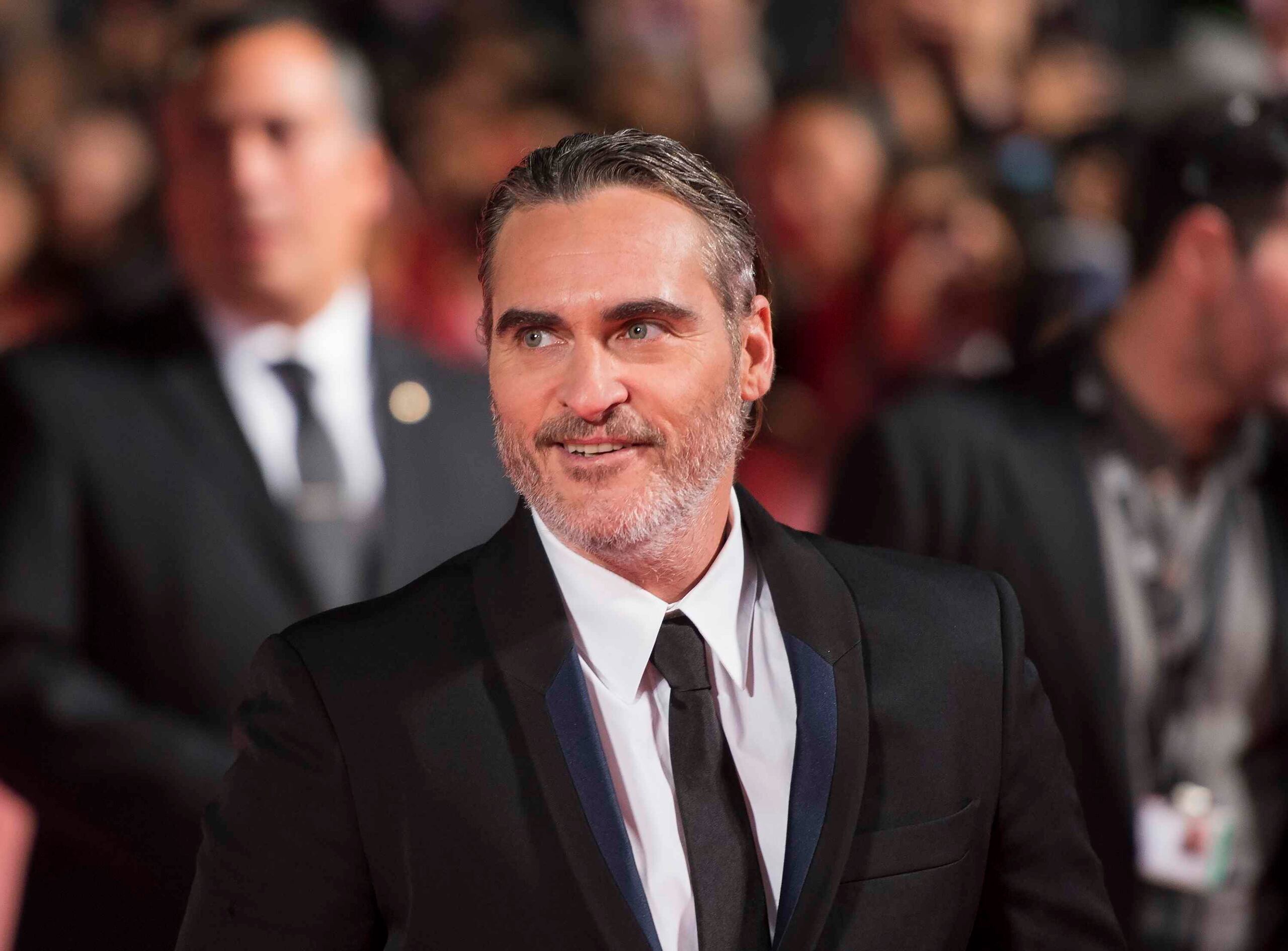 El actor Joaquin Phoenix llega al estreno de "Joker" ("Guasón") en el Festival Internacional de Cine de Toronto. (AP)